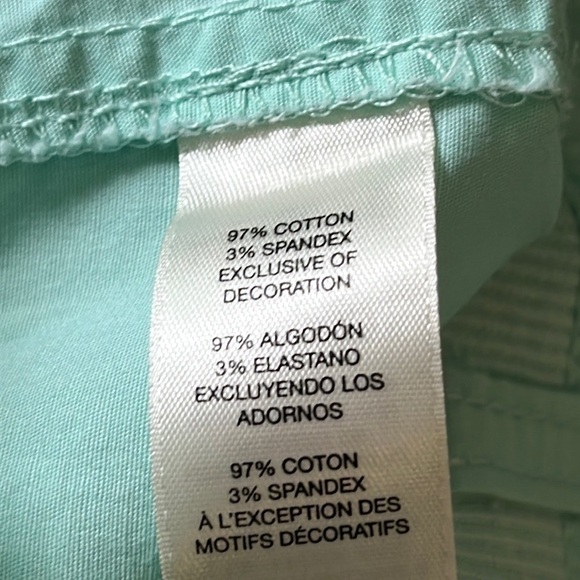 Chicos, Capri pants, size - Medium, lightweight, colour- seafoam - Picture 5 of 5